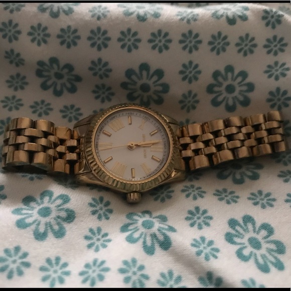 Michael Kors watch - Picture 3 of 4